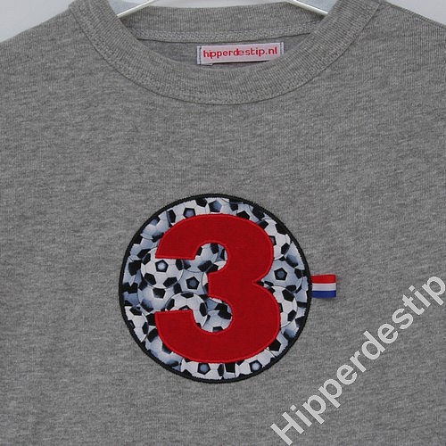 kledingverjaardag3voetbalrood